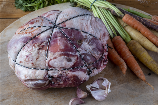 Lamb Shoulder Cushion